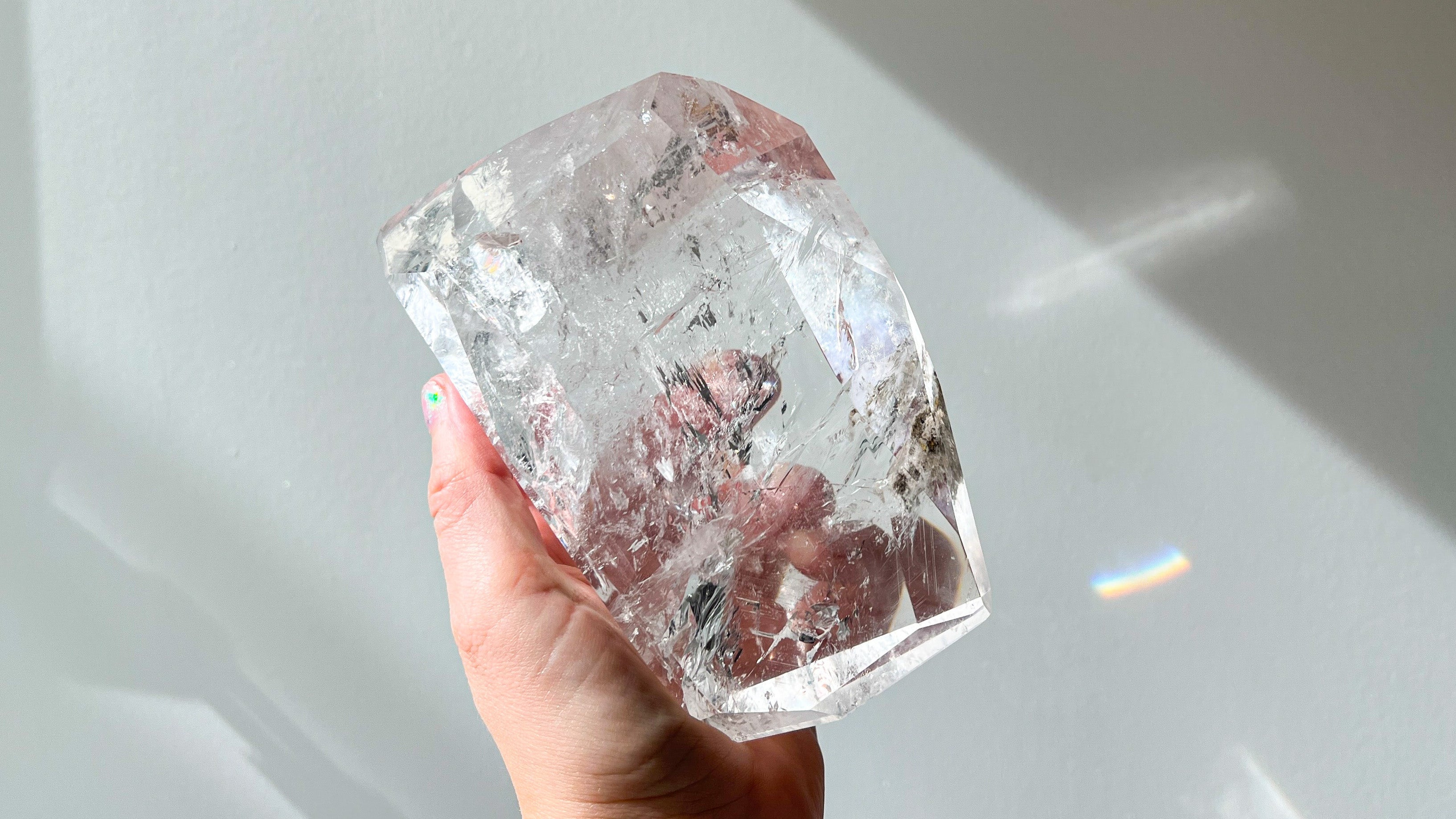 Clear Quartz: Spiritual Meaning & Healing Properties
