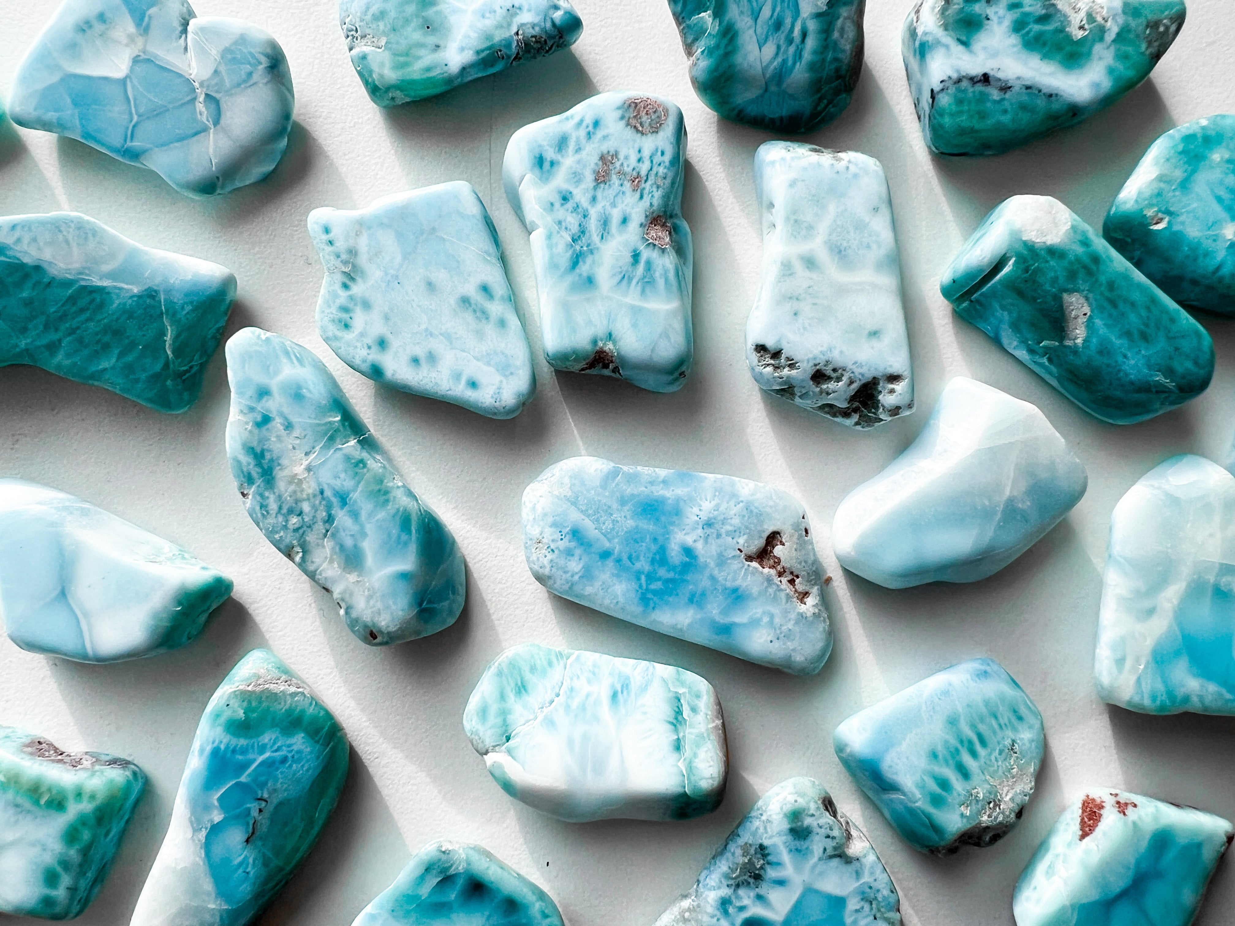 Larimar: Spiritual Meaning & Healing Properties