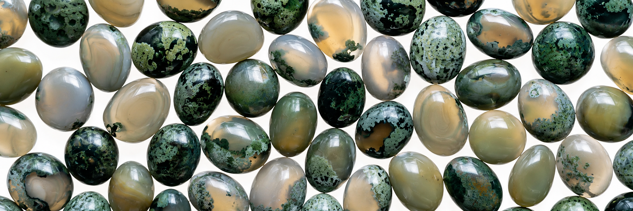 Moss Agate: Spiritual Meaning & Healing Properties