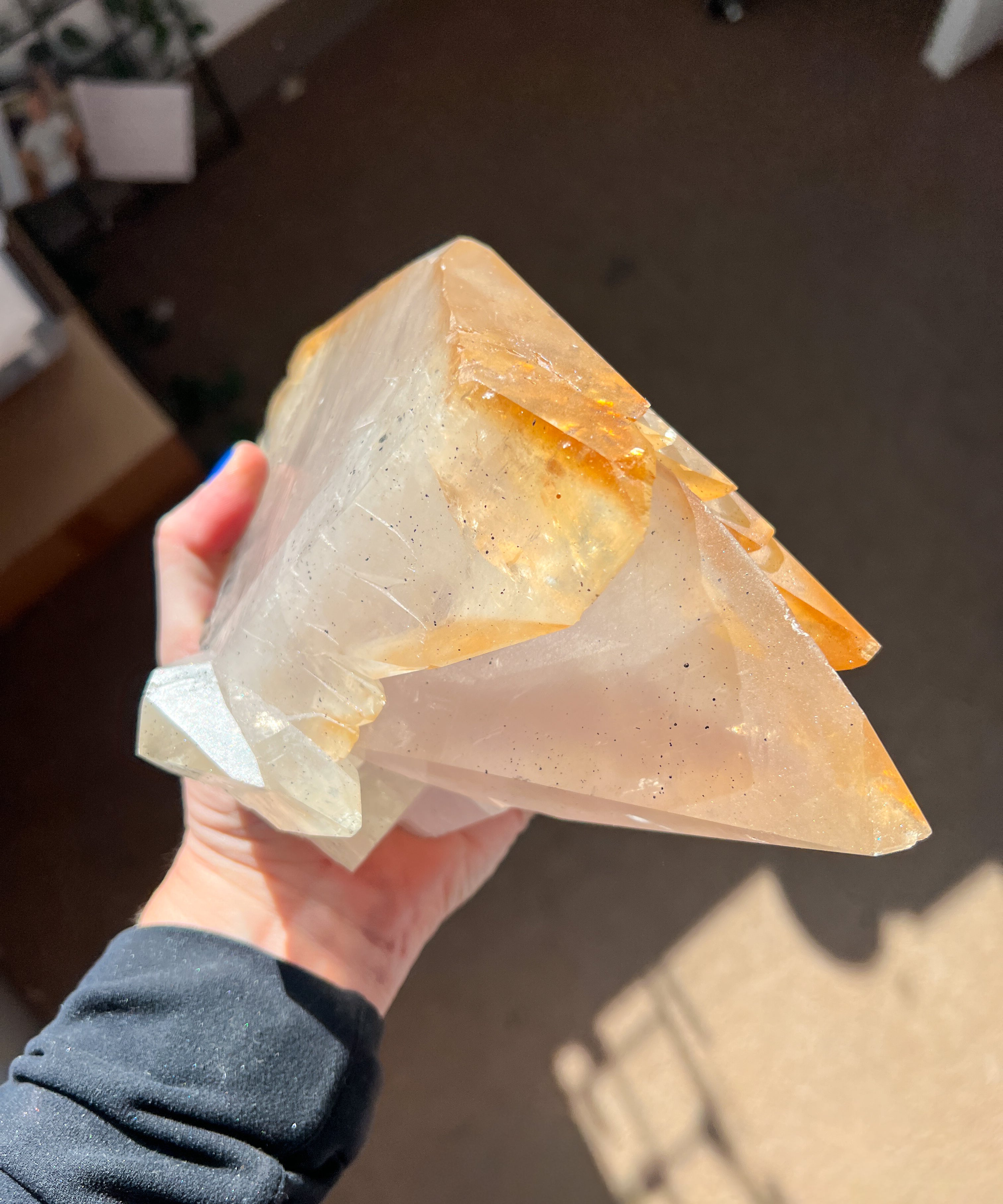 STELLAR BEAM CALCITE ELMWOOD