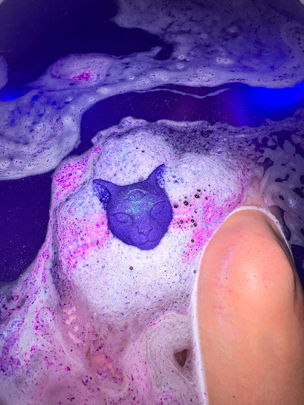 Psychic Protector Kitty Cat Bath Bomb